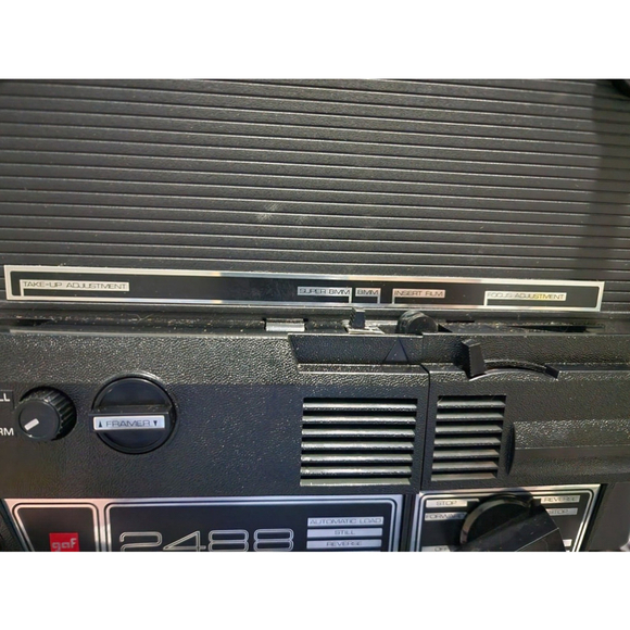 Vintage GAF 2488 6251-102 Dual 8 Automatic movie projector - Picture 5 of 9
